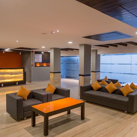 The Silver Leaf Hotel Ahmedabad Esterno foto
